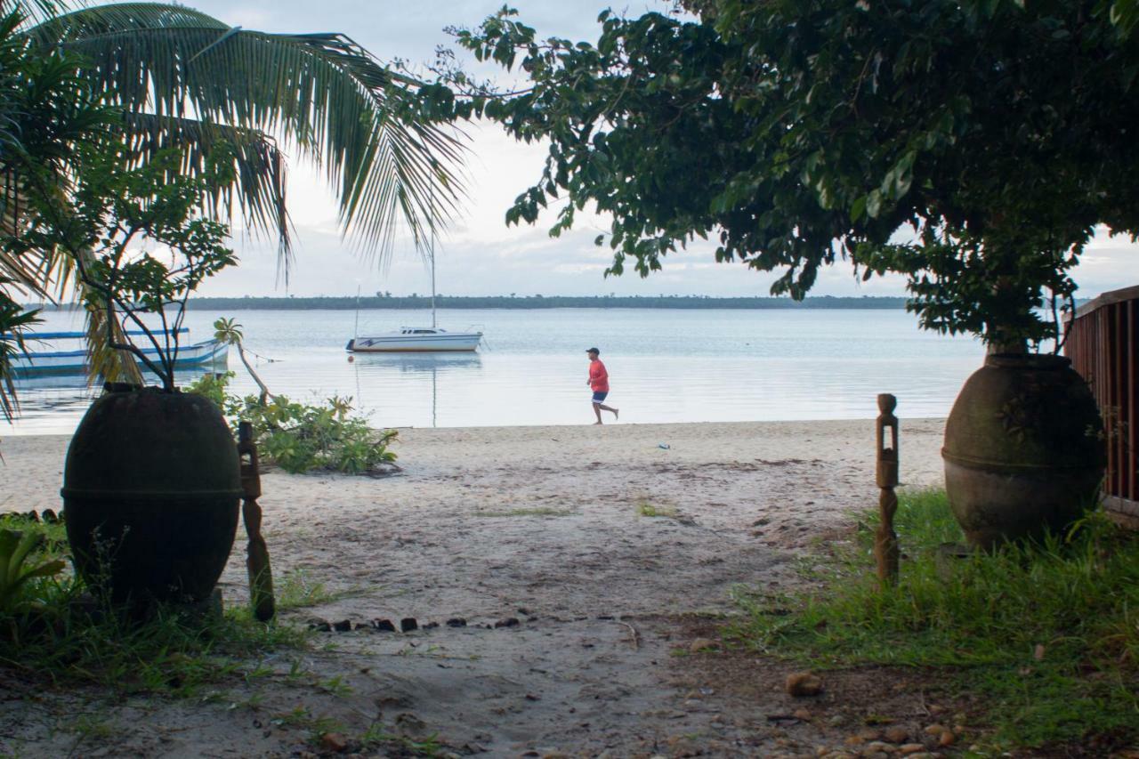 Les Acacias Bungalows Manambolo Eksteriør bilde